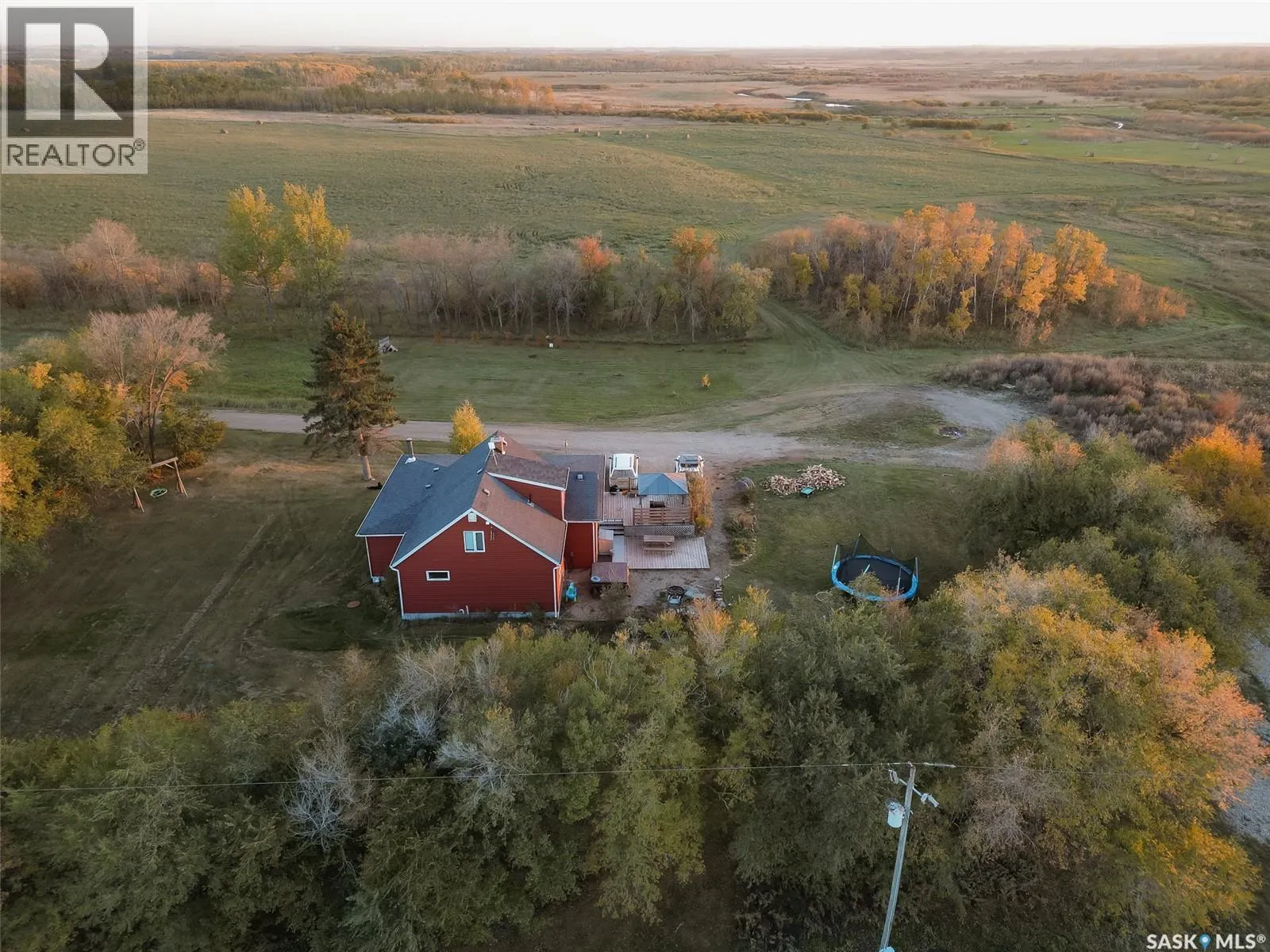 Tozer Acreage