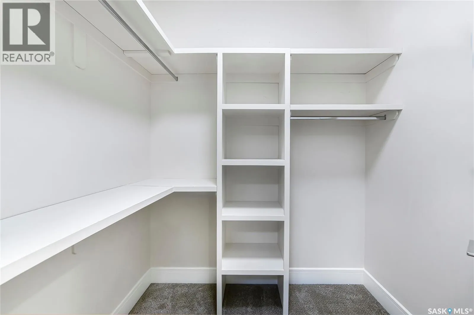 211 Settler CRESCENT