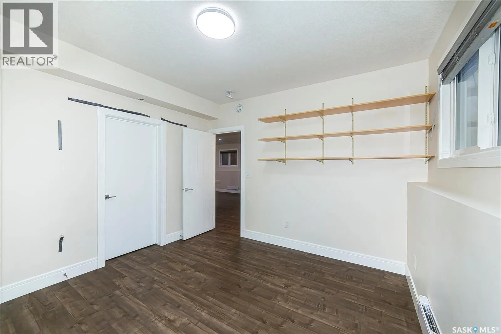 211 Settler CRESCENT