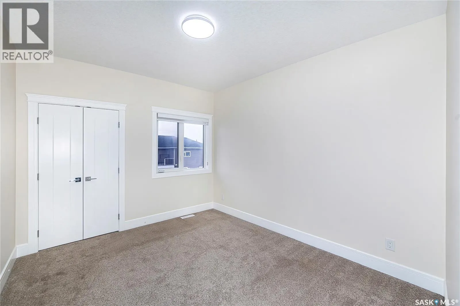 211 Settler CRESCENT