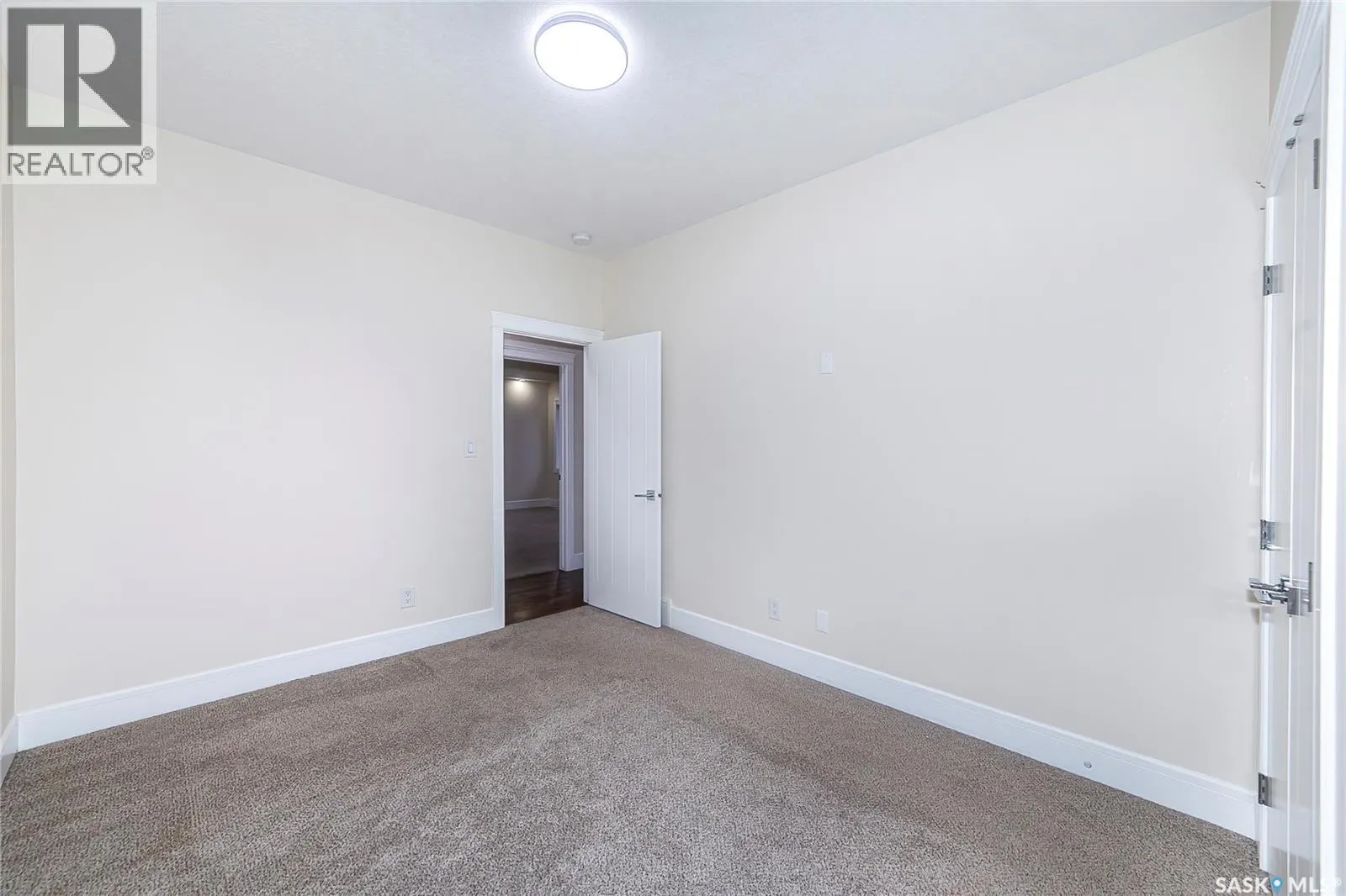 211 Settler CRESCENT