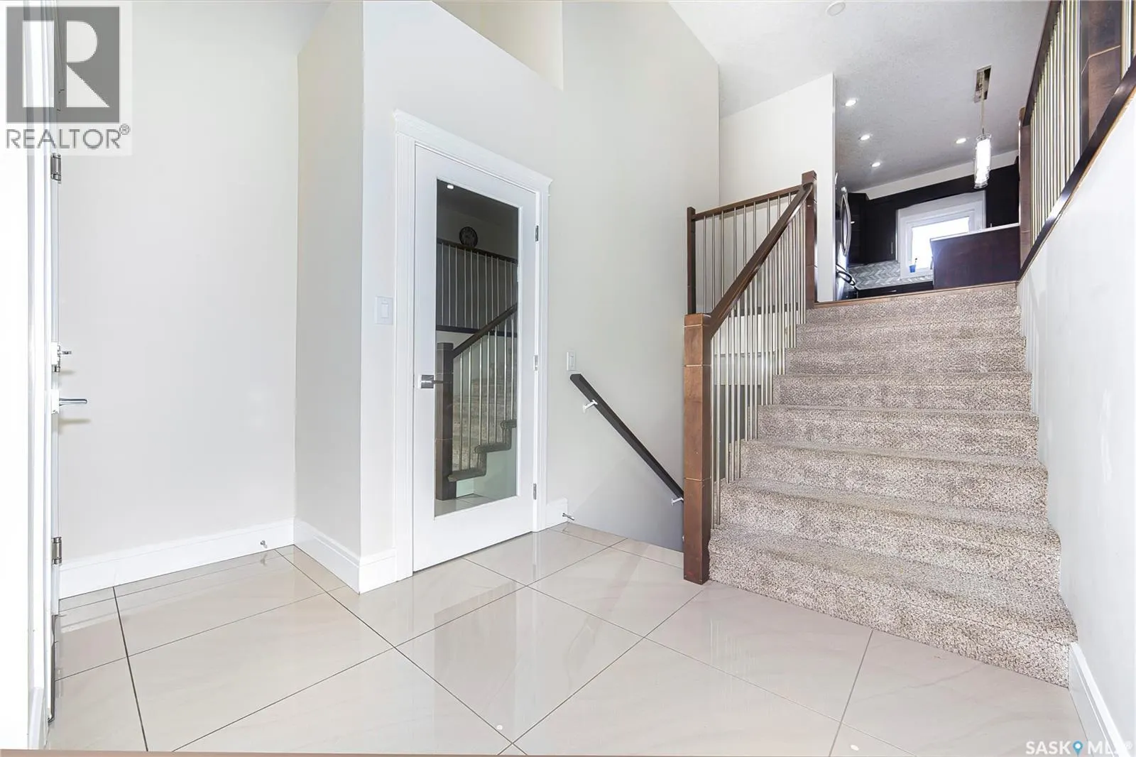 211 Settler CRESCENT