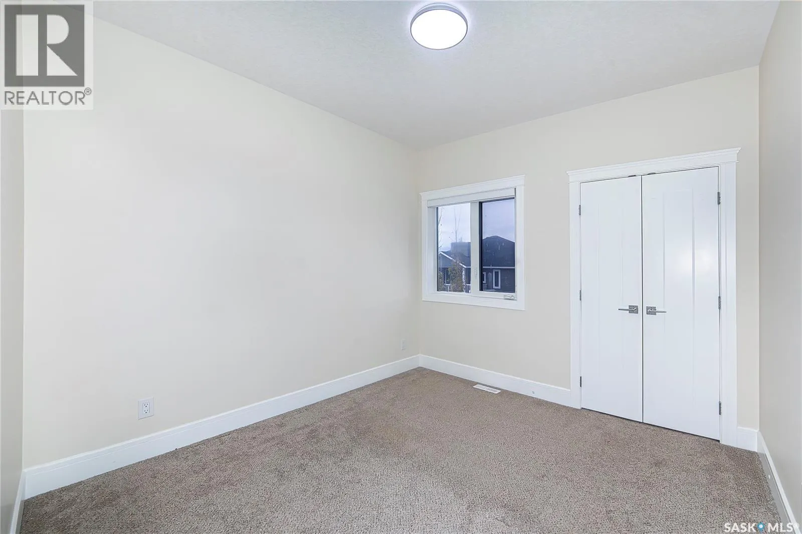 211 Settler CRESCENT