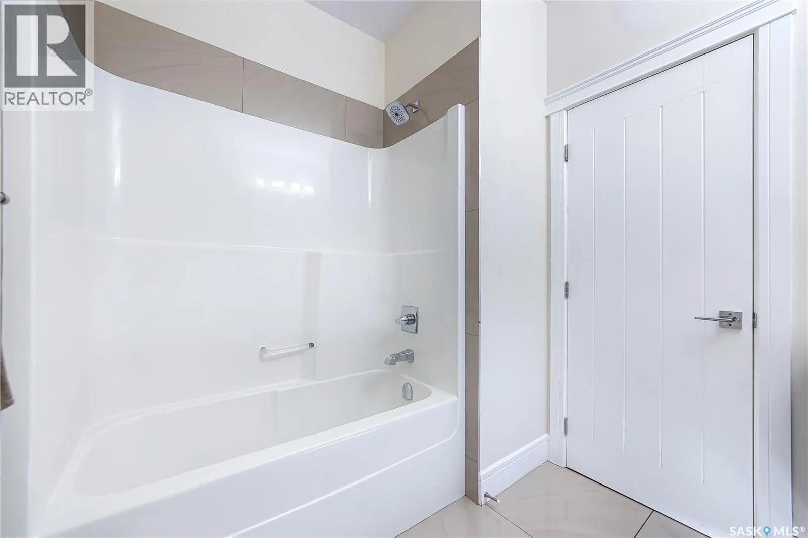 211 Settler CRESCENT