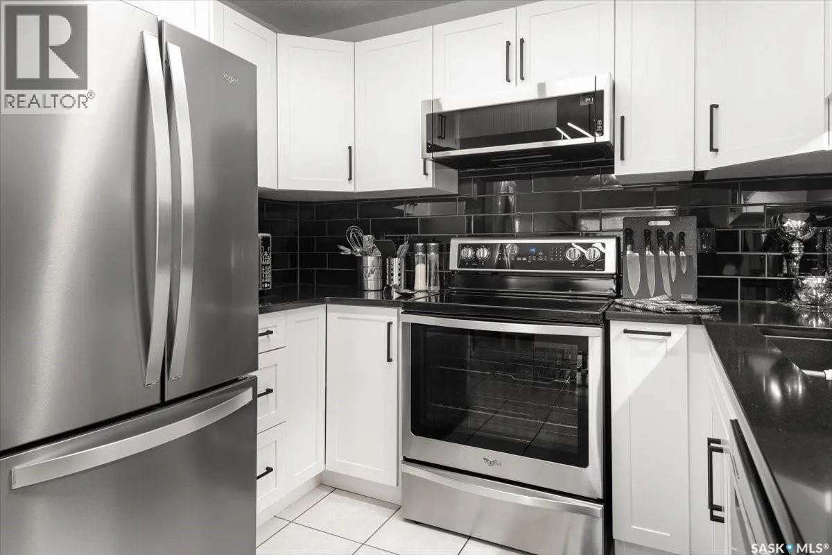 112 Cedar Meadow DRIVE