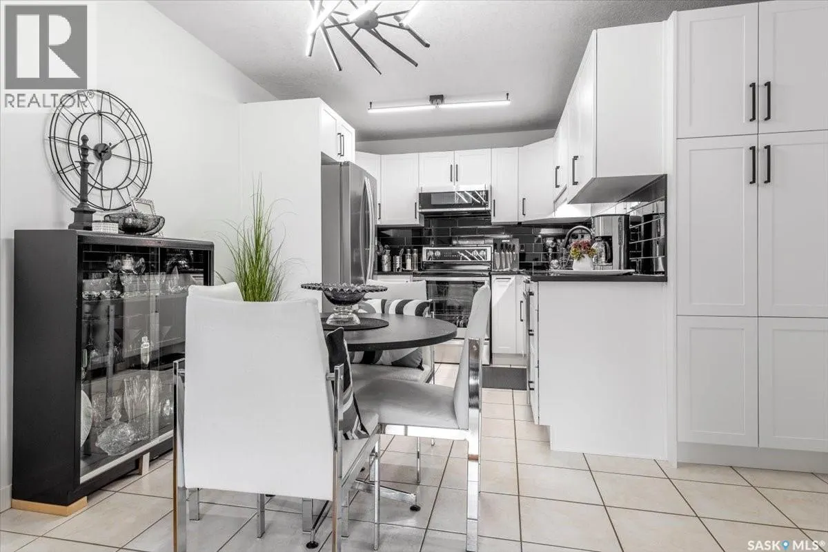 112 Cedar Meadow DRIVE