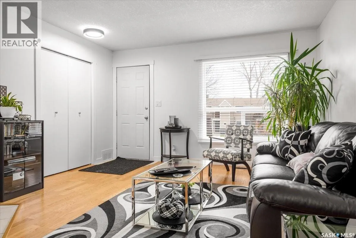 112 Cedar Meadow DRIVE