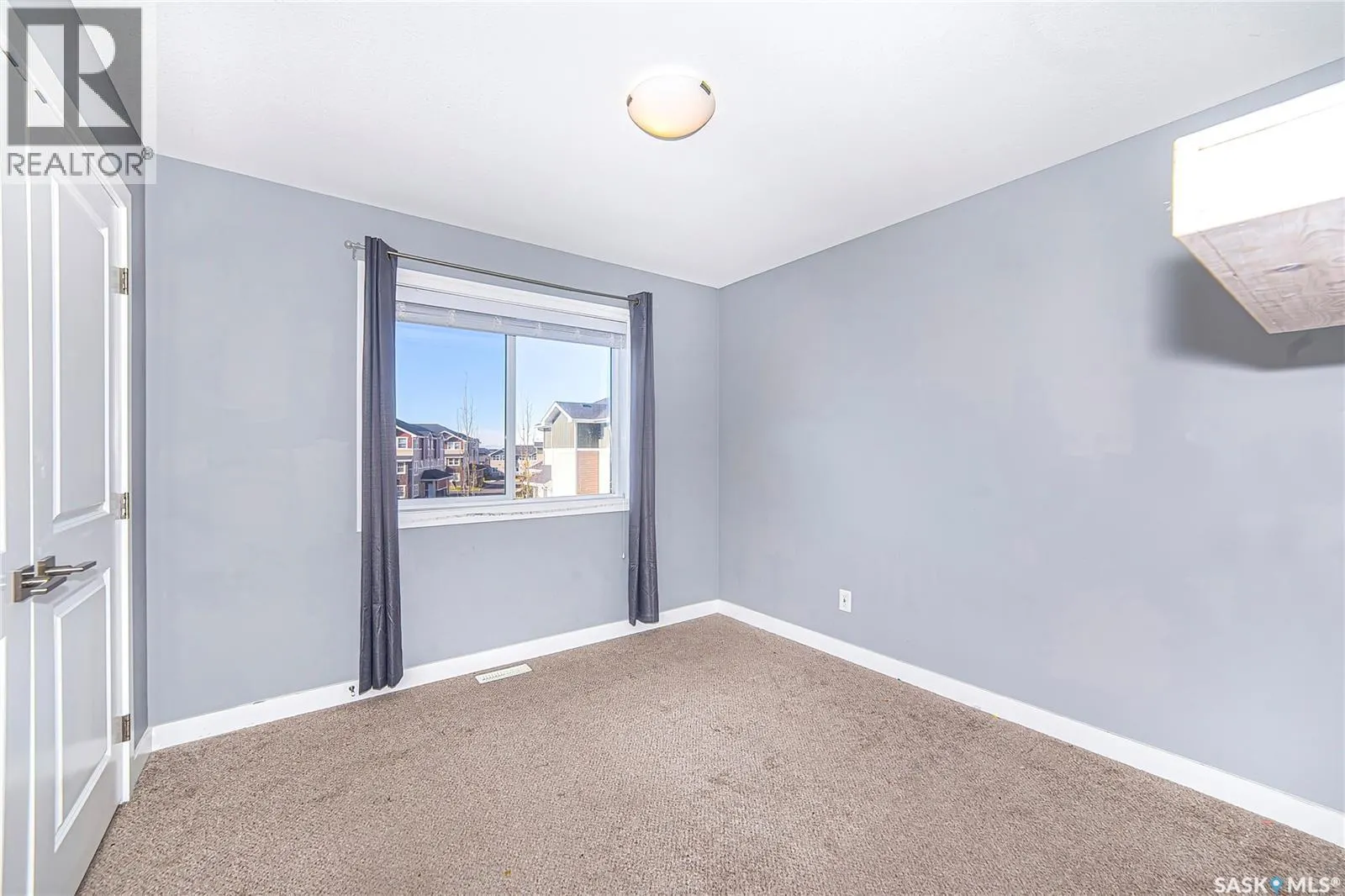 1049 Kolynchuk CRESCENT