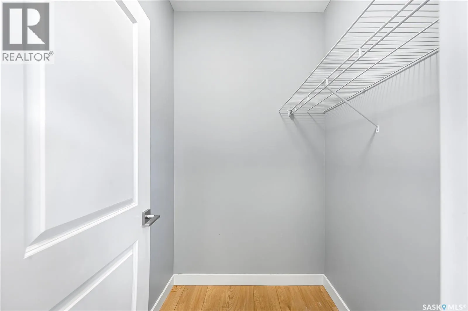 1049 Kolynchuk CRESCENT