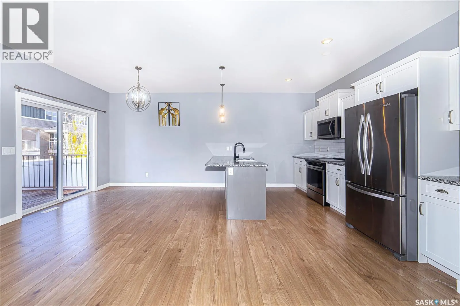 1049 Kolynchuk CRESCENT