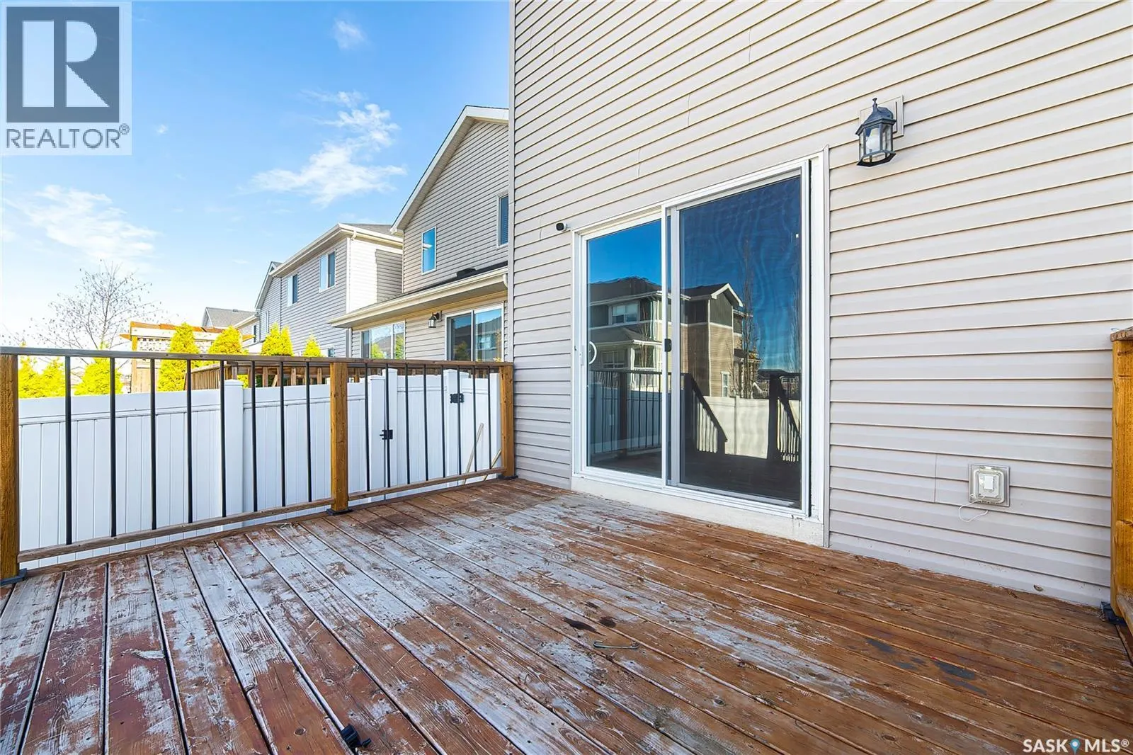 1049 Kolynchuk CRESCENT