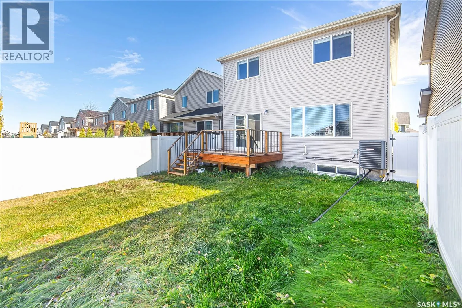 1049 Kolynchuk CRESCENT