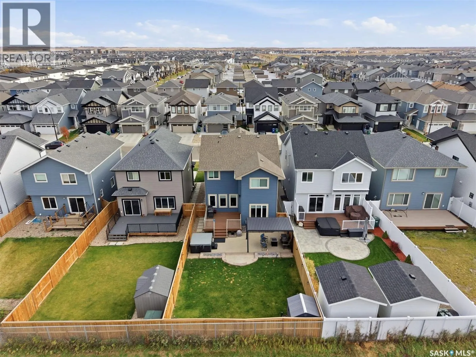 451 McFaull CRESCENT