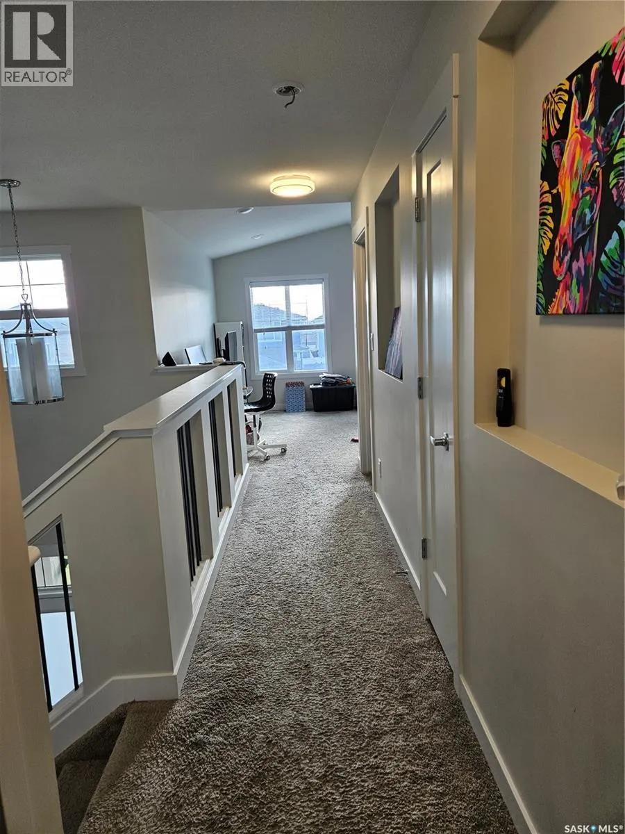 451 McFaull CRESCENT