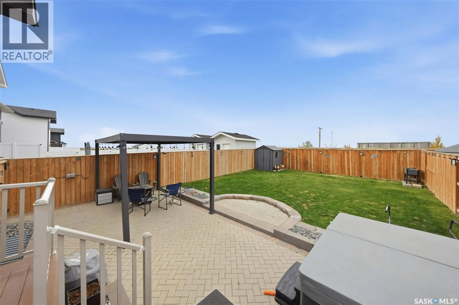 451 McFaull CRESCENT