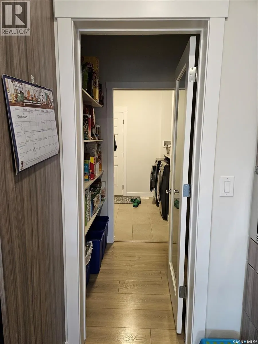 451 McFaull CRESCENT