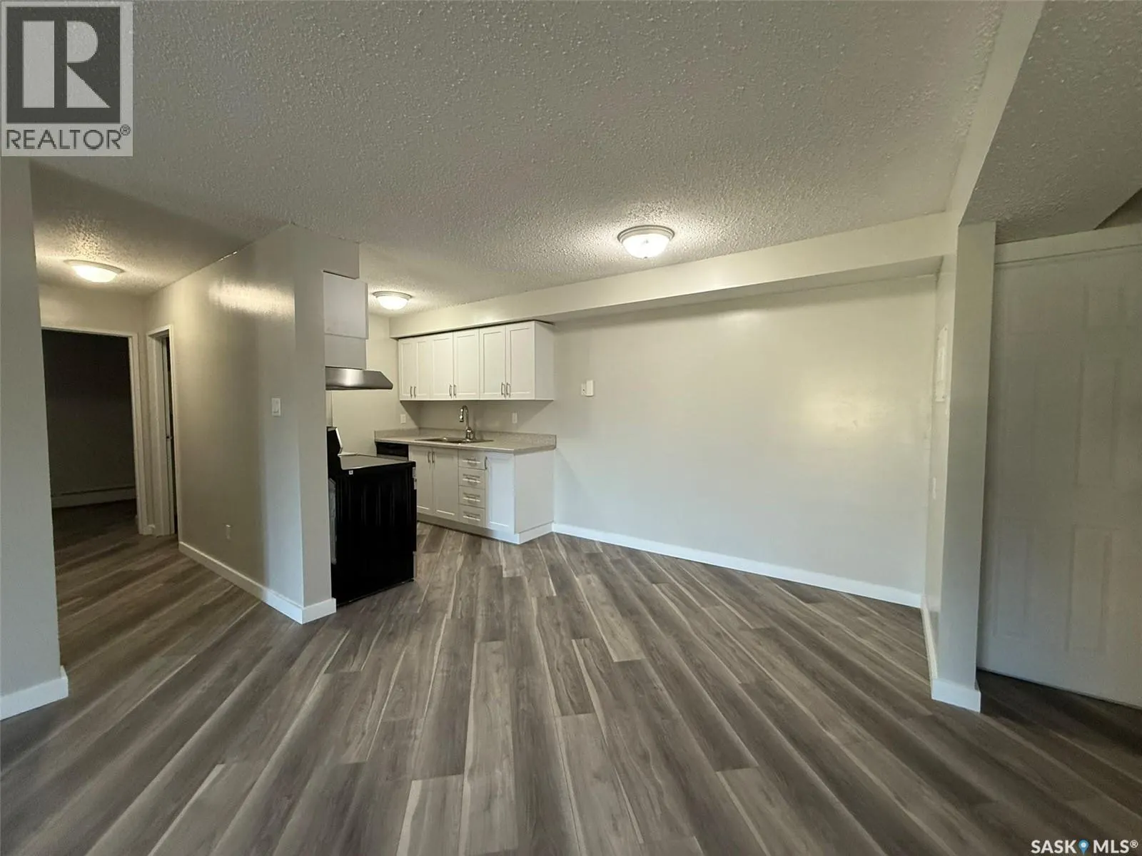 101 1822 Eaglesham AVENUE