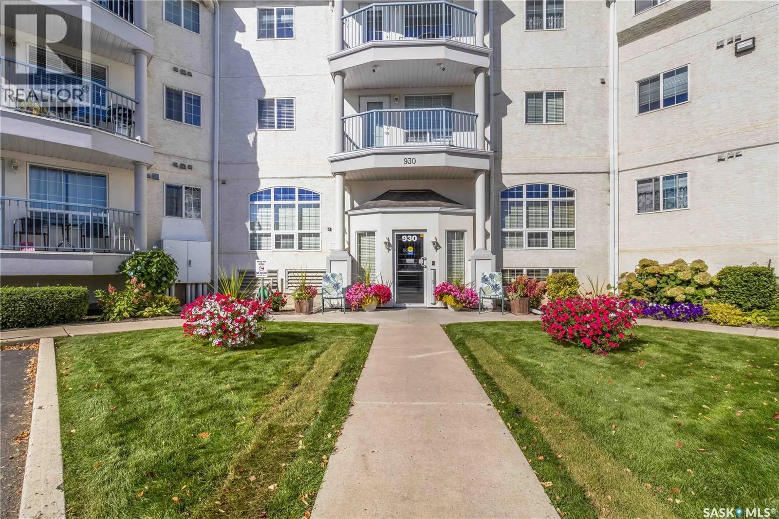 205 930 Heritage VIEW