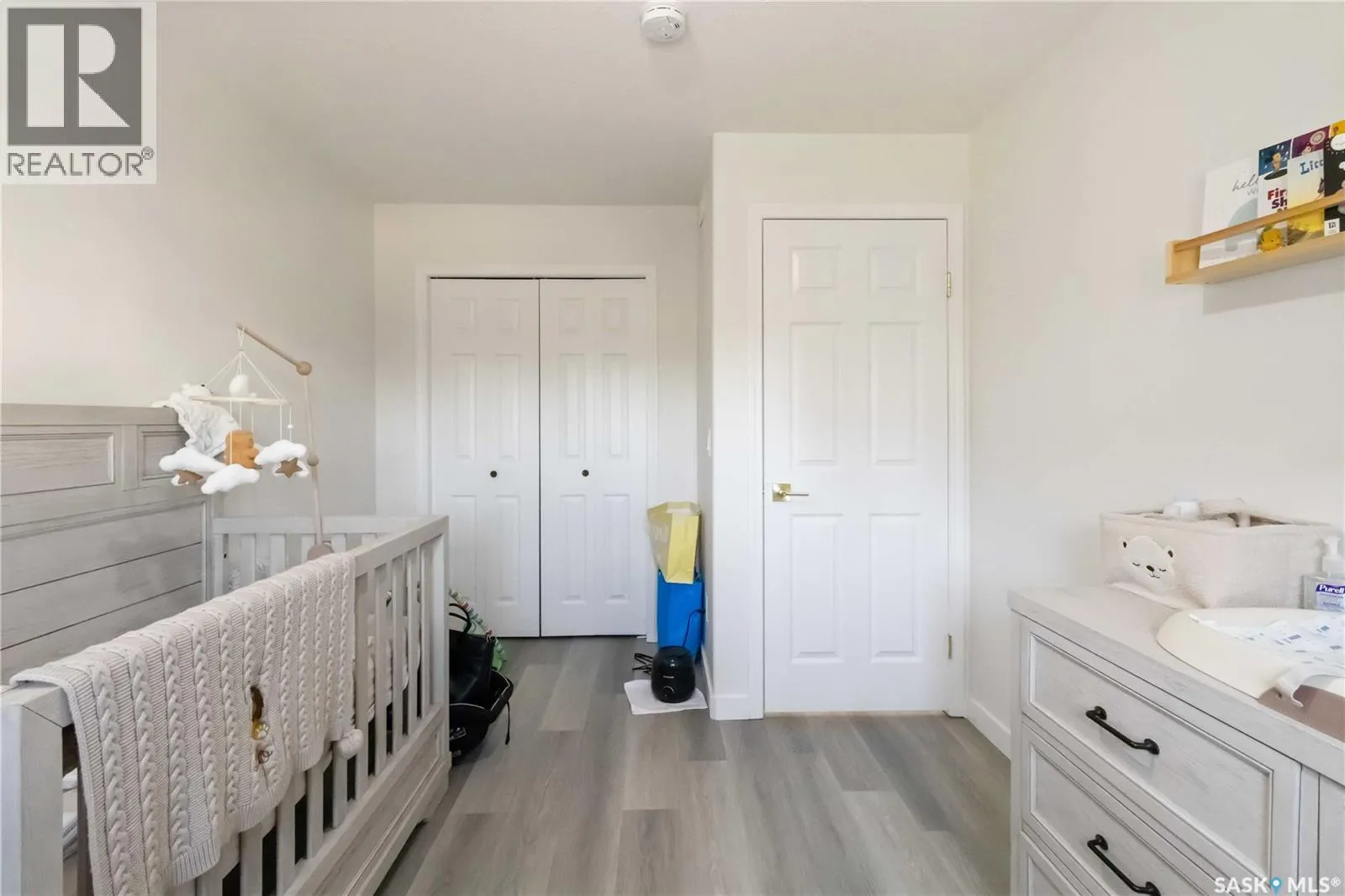 205 930 Heritage VIEW