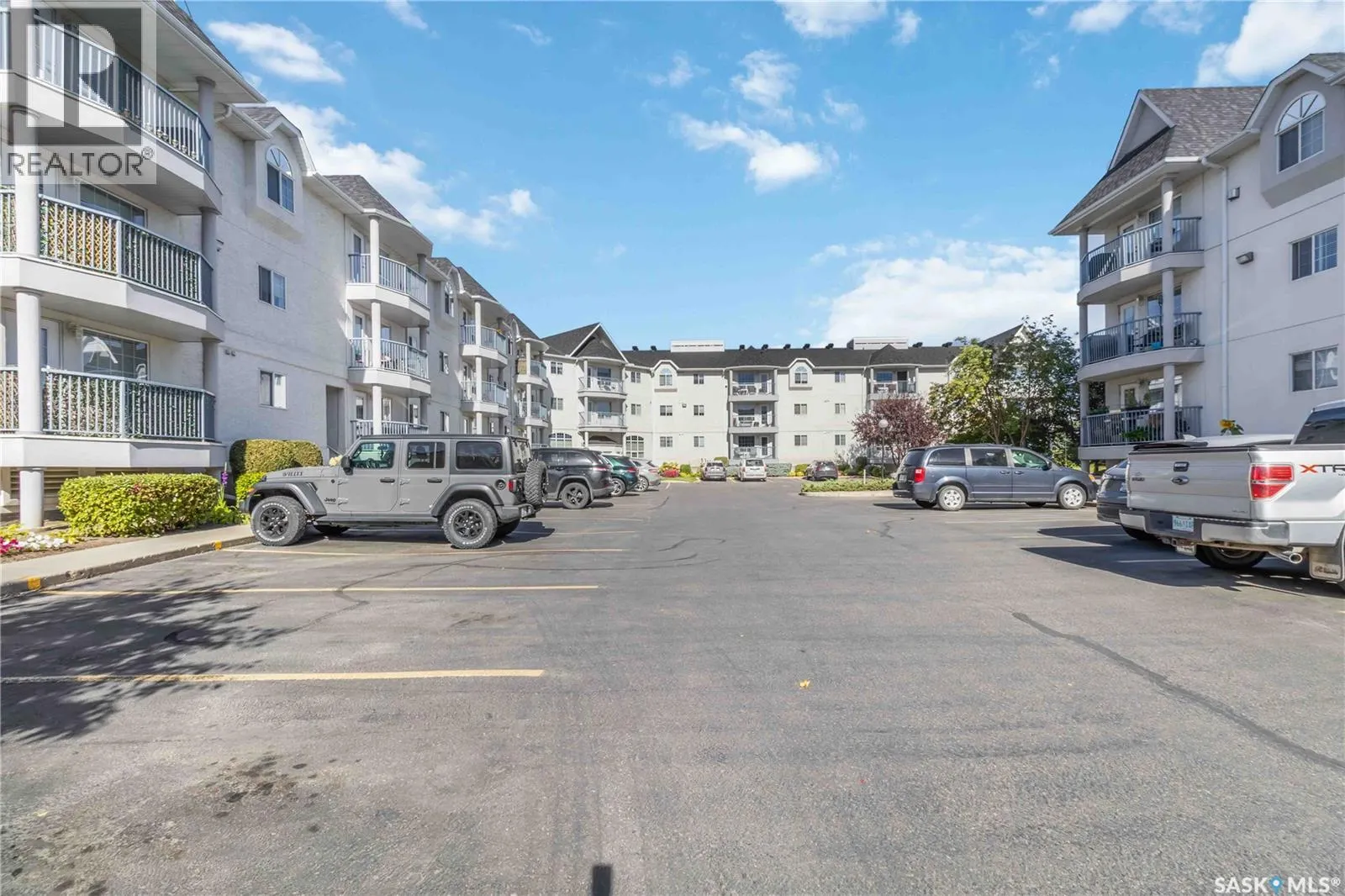 205 930 Heritage VIEW