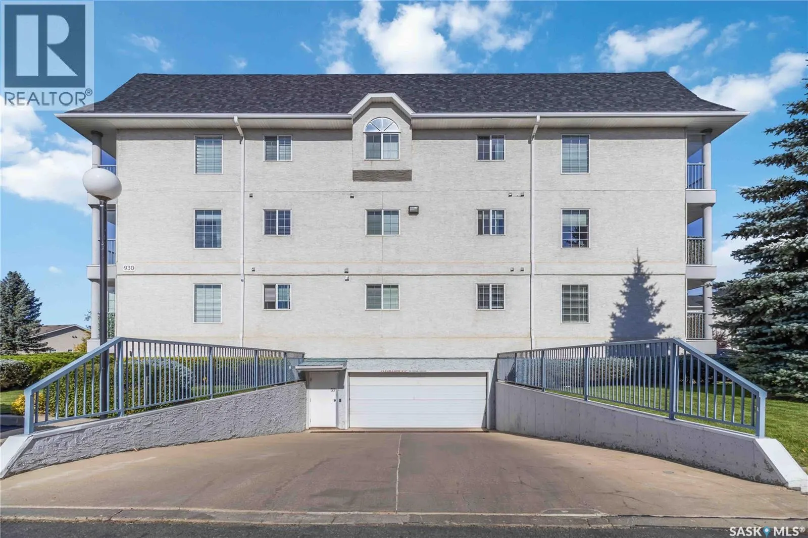 205 930 Heritage VIEW