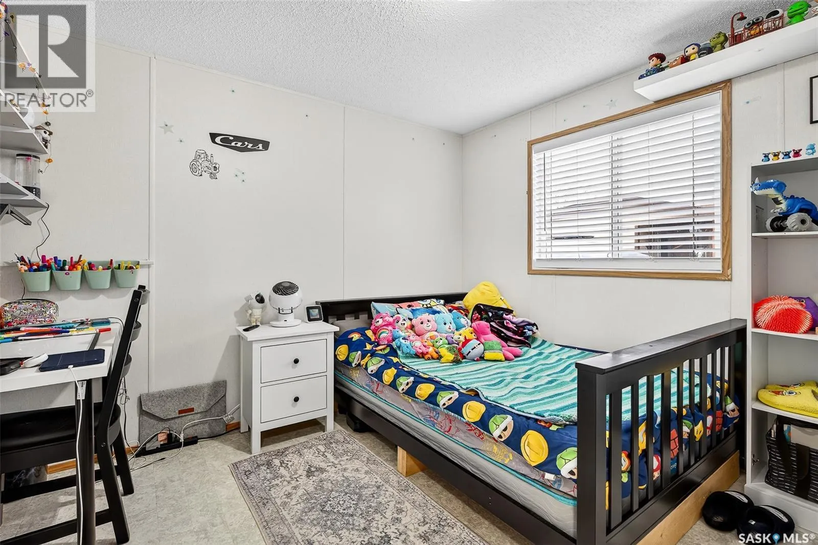 F5 1295 9th AVENUE NE