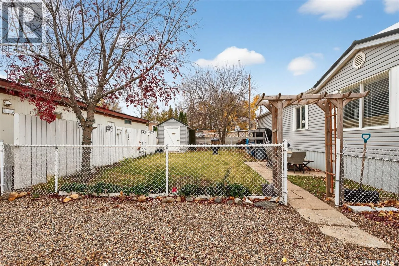 F5 1295 9th AVENUE NE