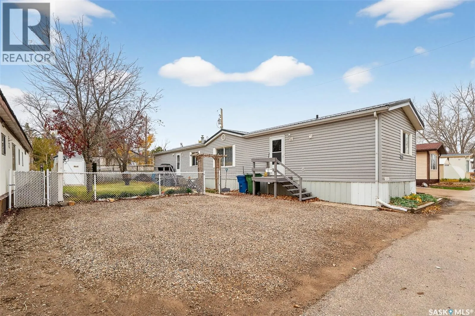 F5 1295 9th AVENUE NE