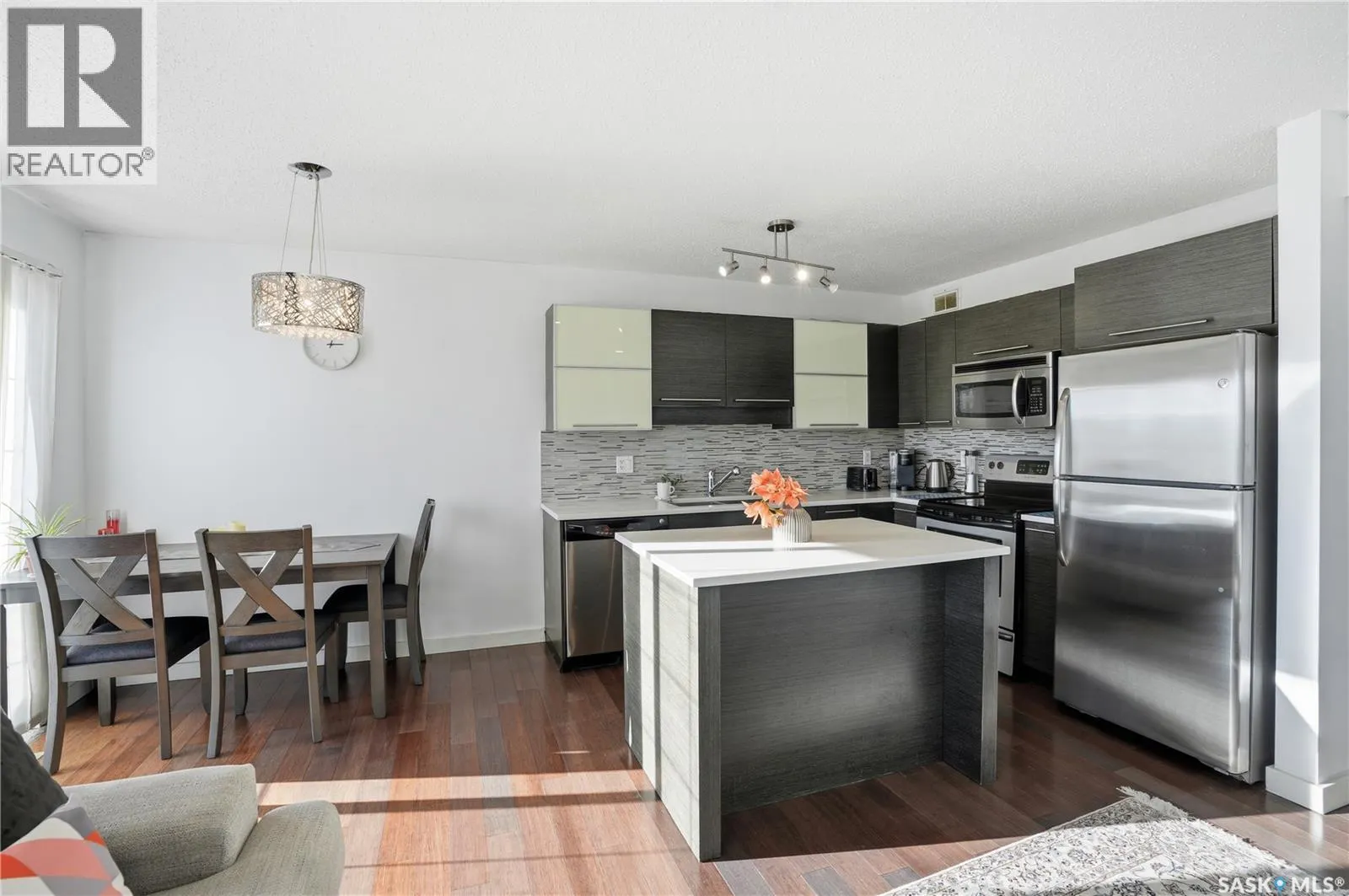 106 410 Ledingham WAY