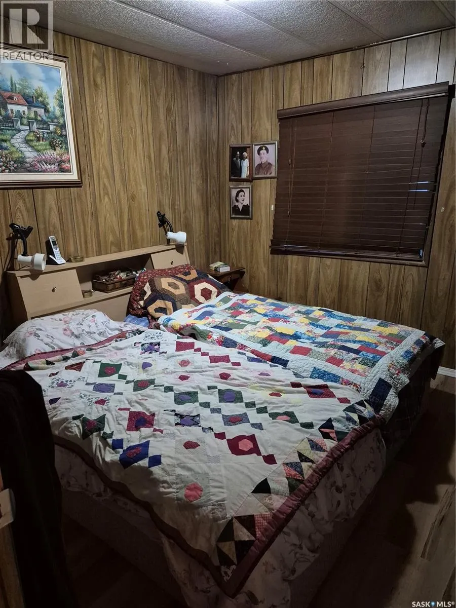 804 Railway AVENUE N