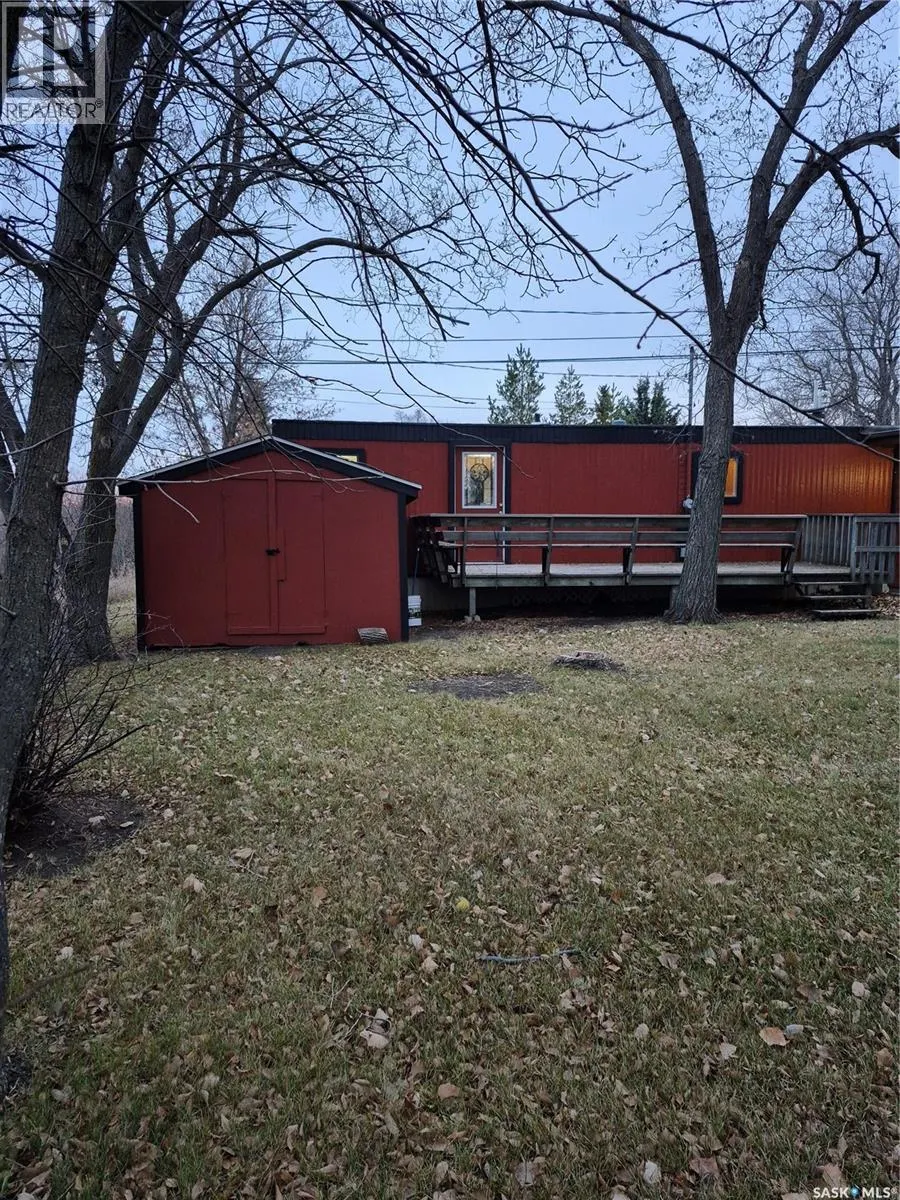 804 Railway AVENUE N