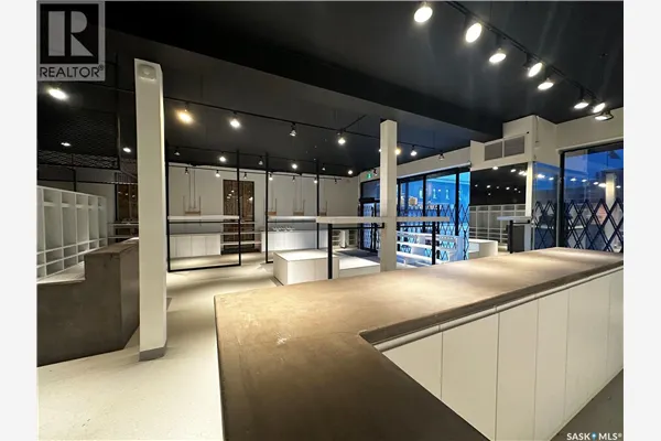 306 20th STREET W