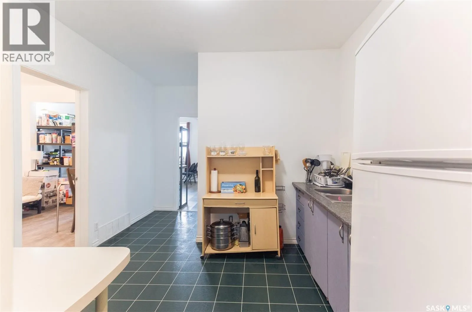 348 High STREET W