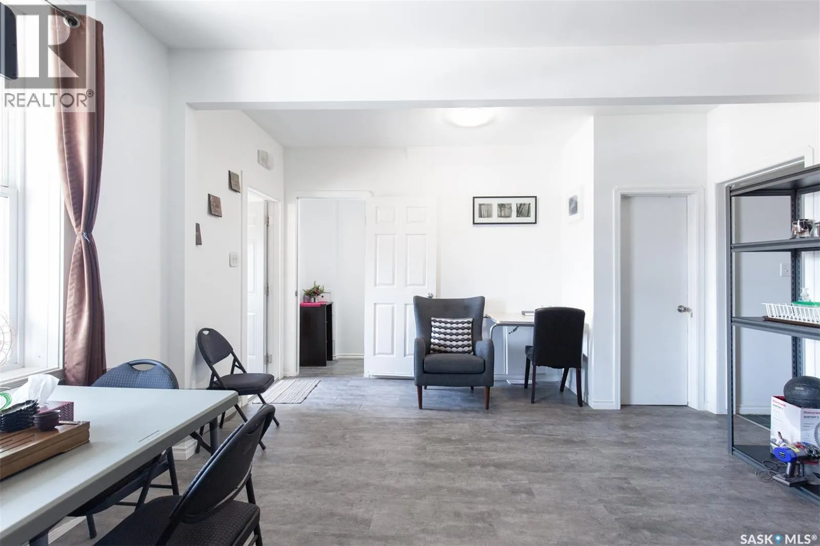 348 High STREET W