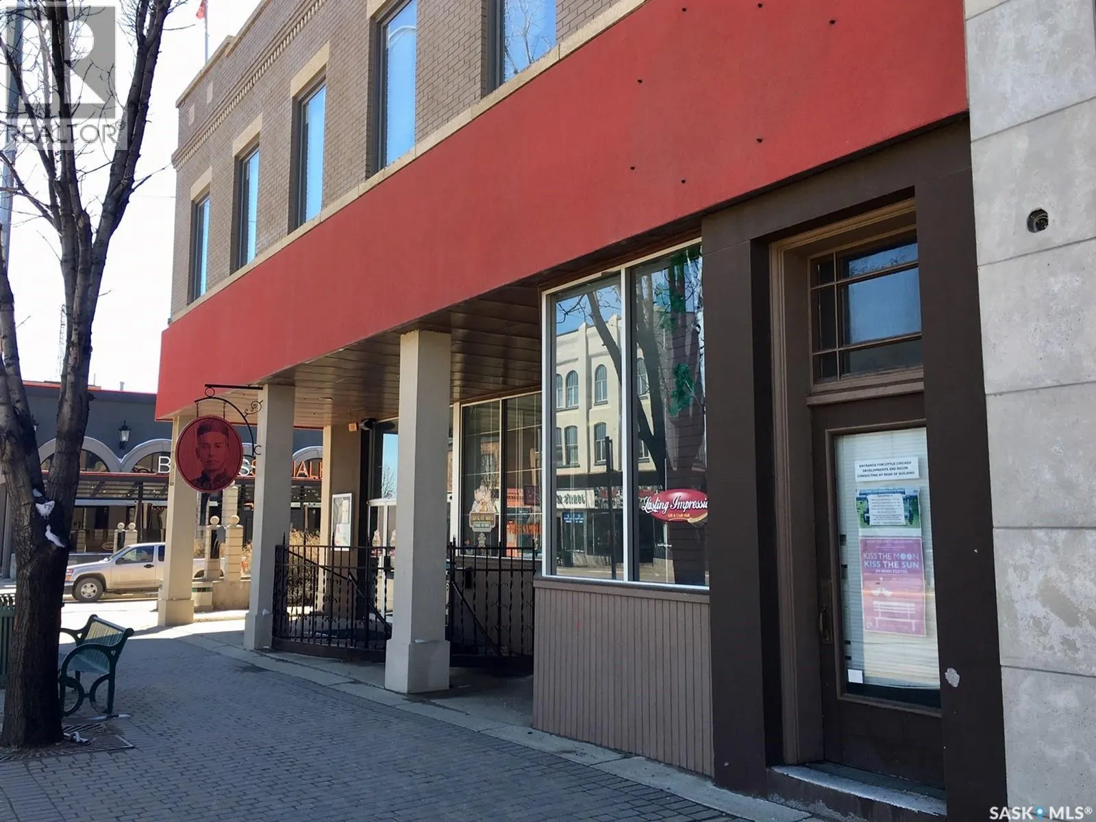 108 MAIN STREET N