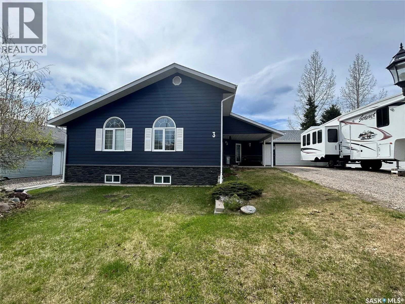 3 Falcon PLACE