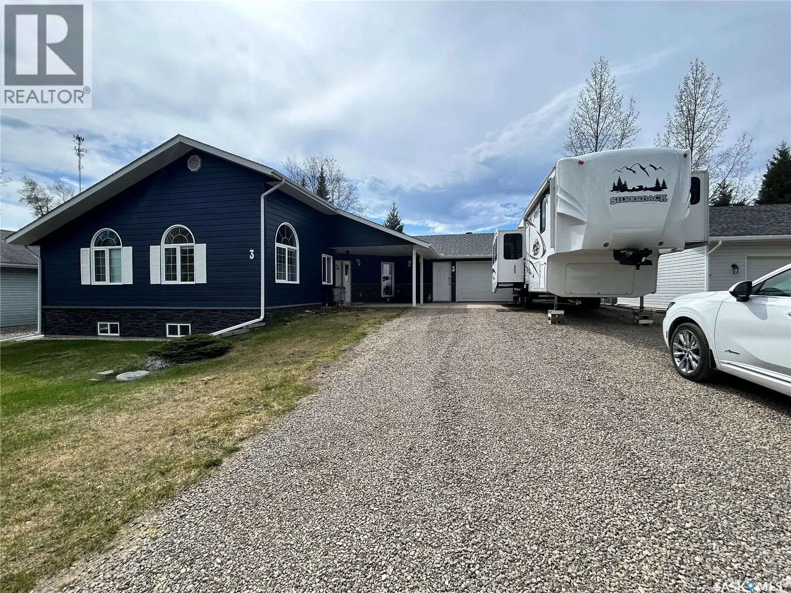 3 Falcon PLACE