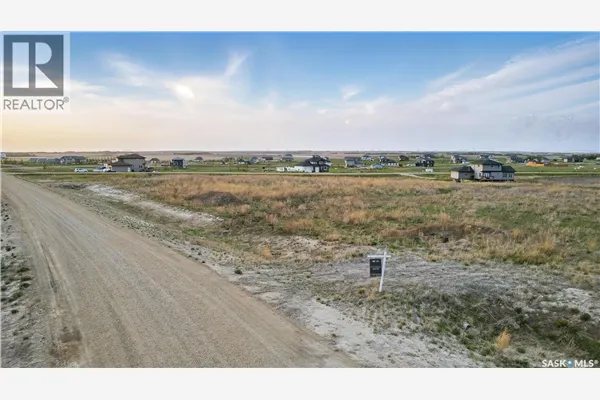 53 Meadowlark CRESCENT