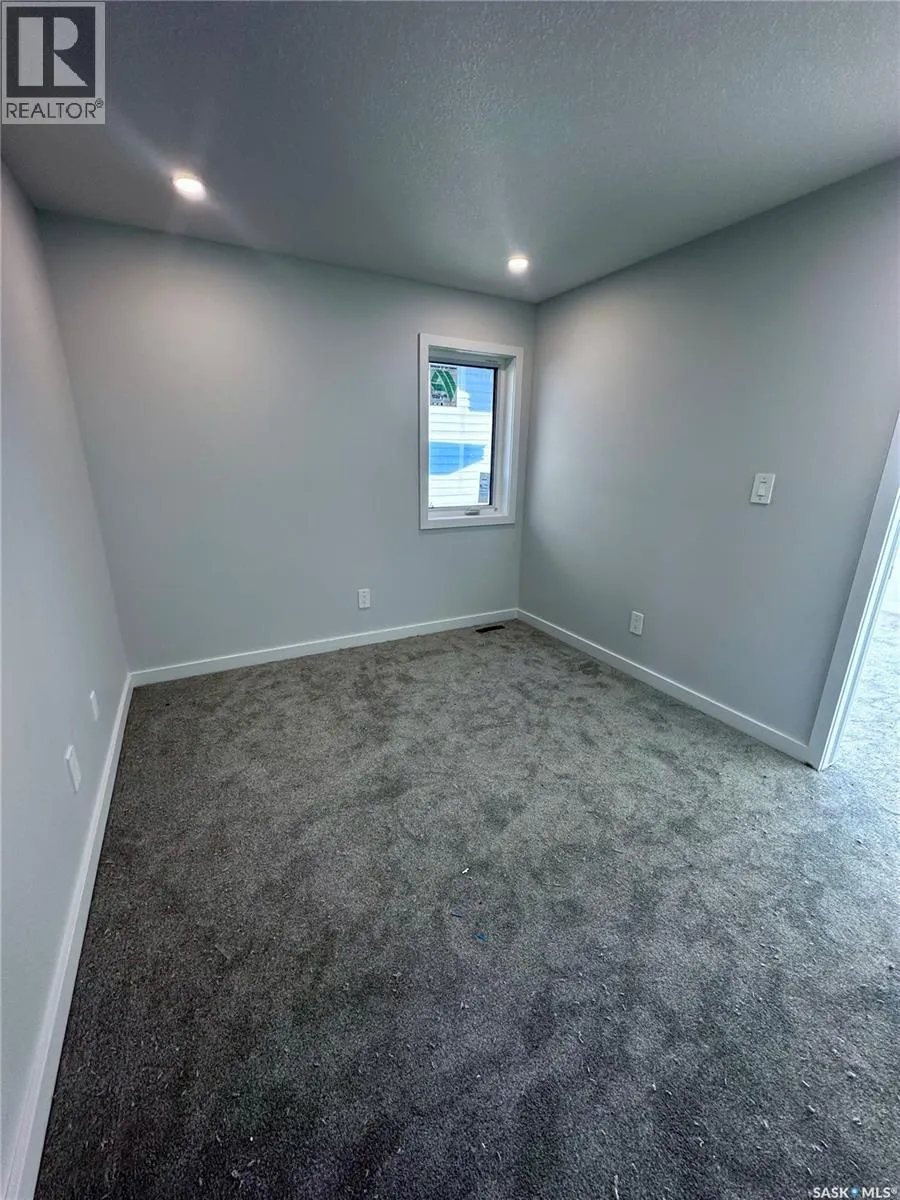 1123 Camden GARDENS