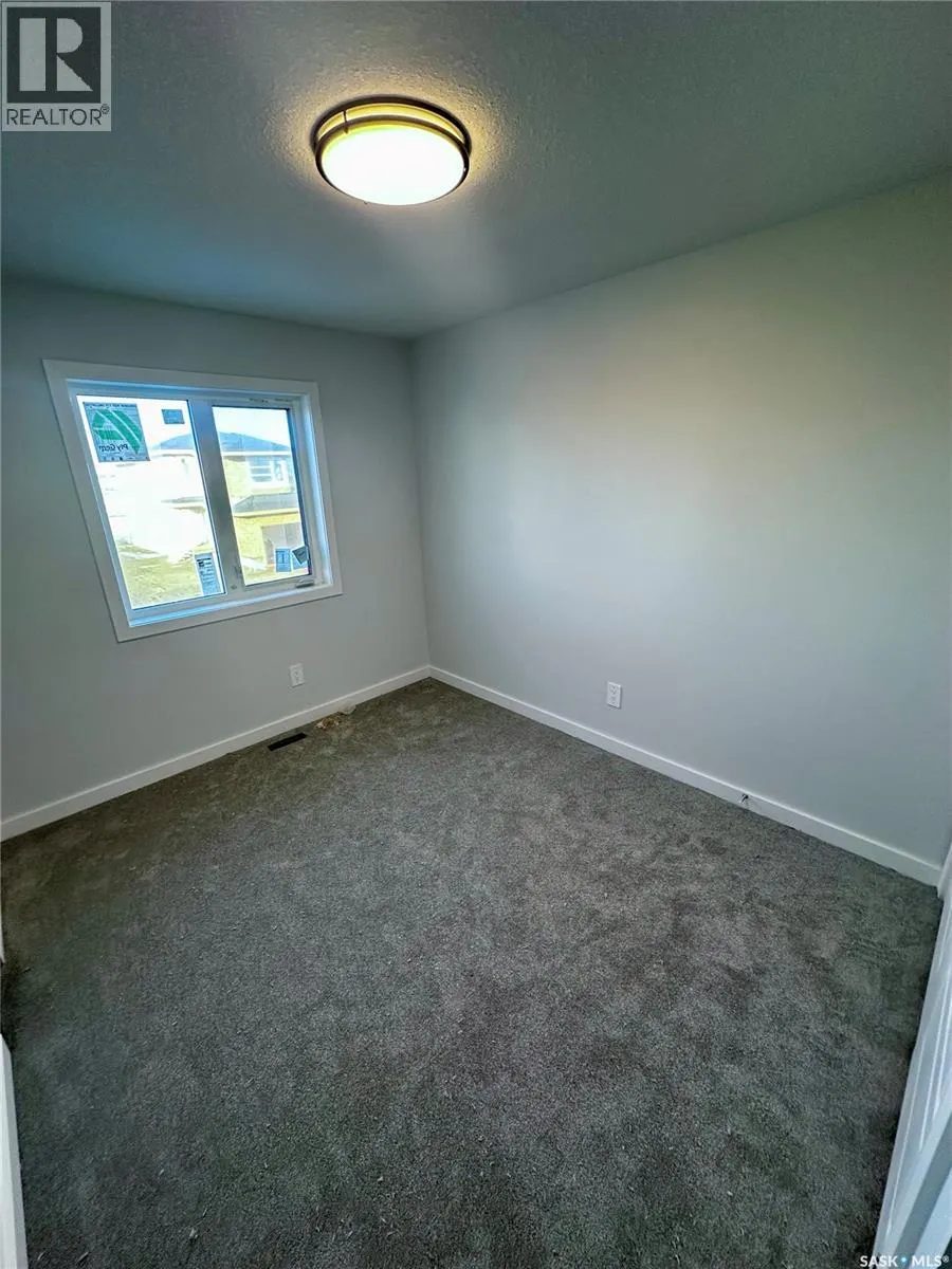 1123 Camden GARDENS
