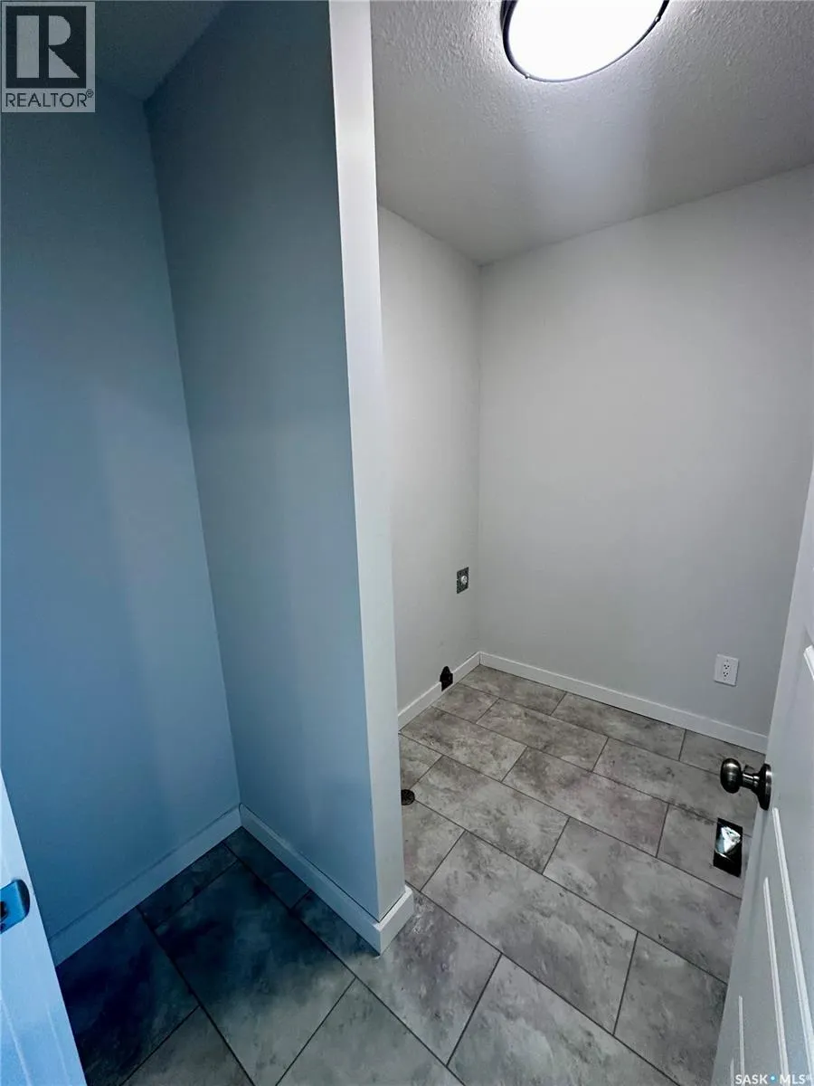1123 Camden GARDENS