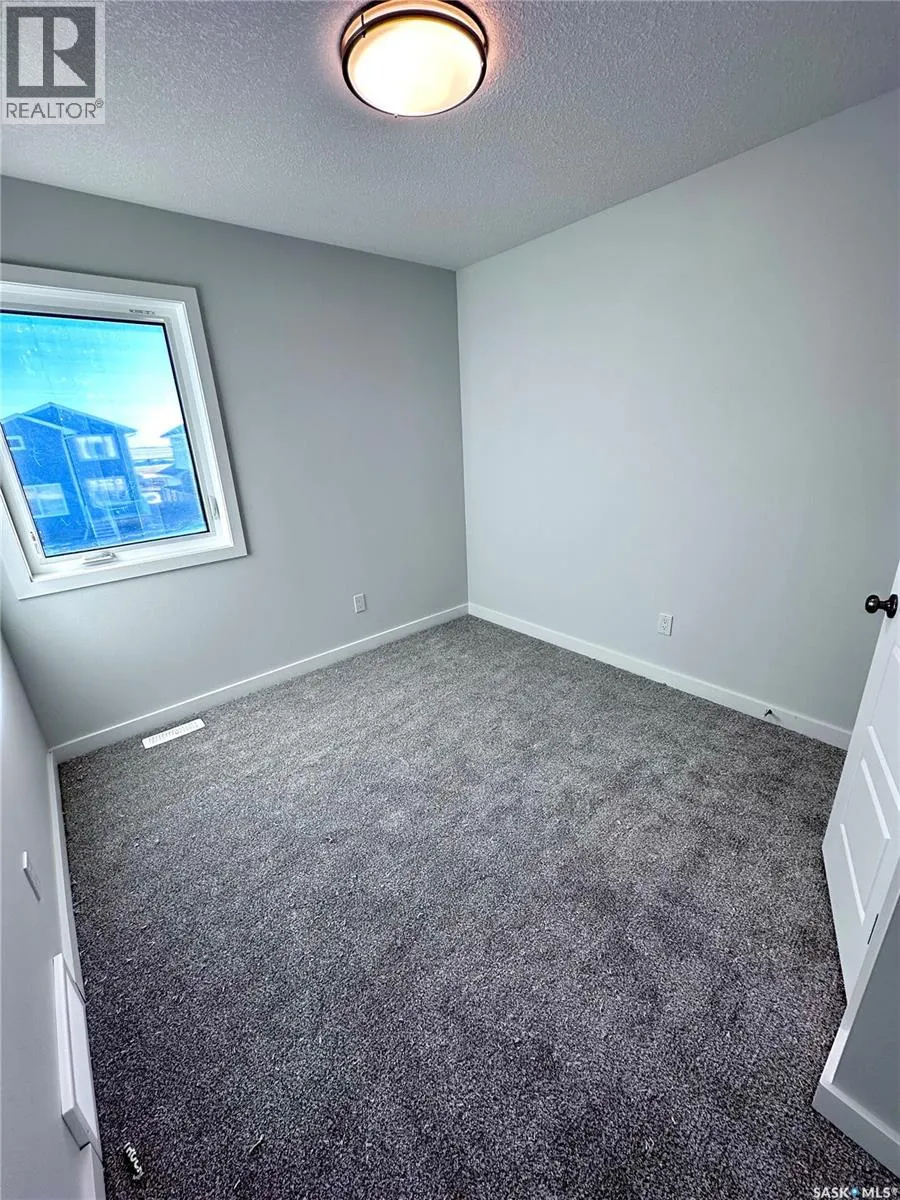 1121 Camden GARDENS
