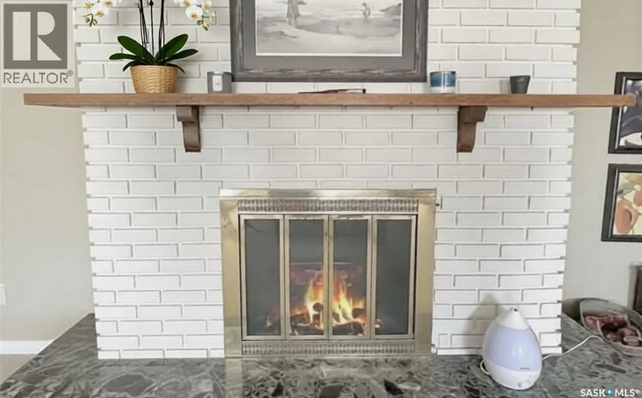 202 699 28th STREET W