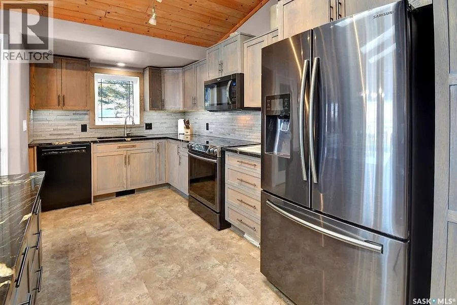 3013 Bonne Madone Beach