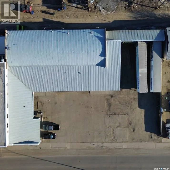 50 Manitoba STREET E
