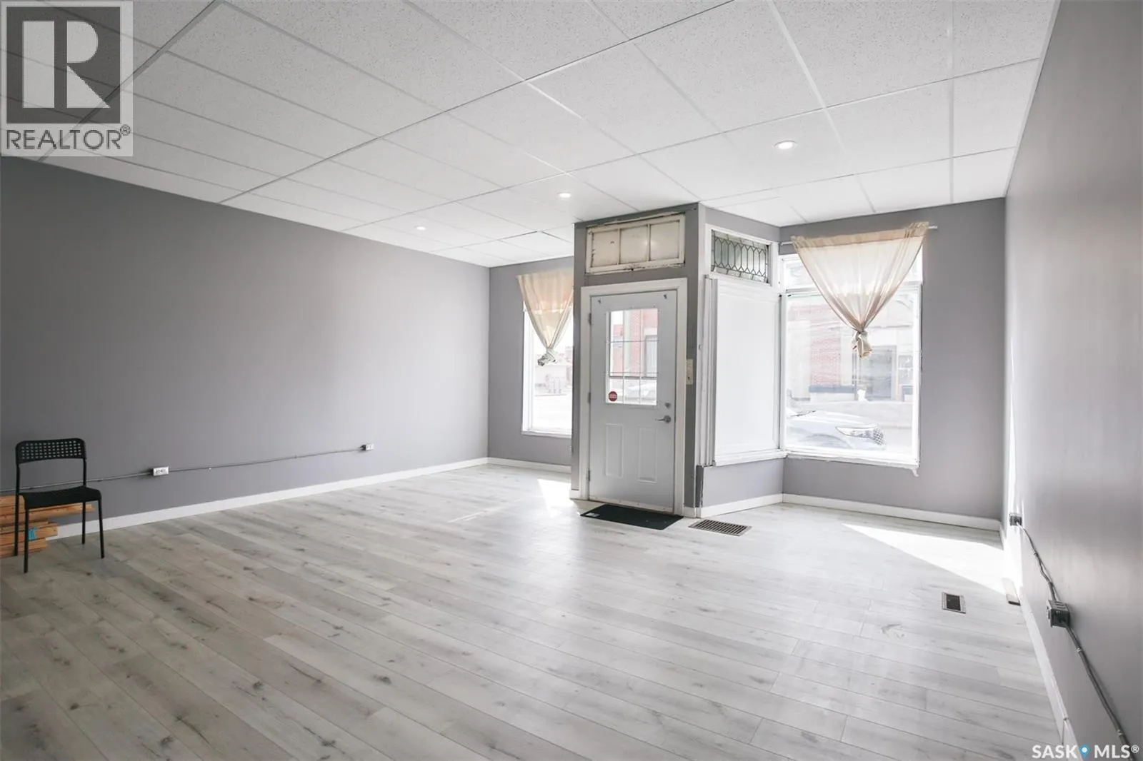 306 Fairford STREET W