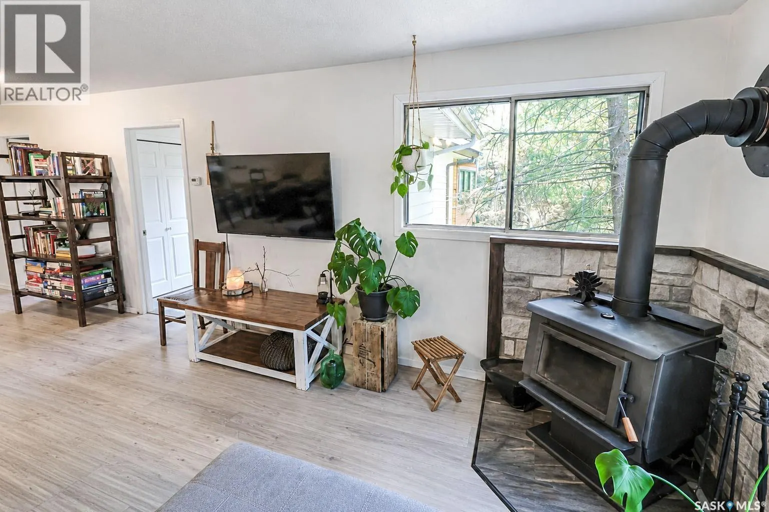 505 Marine DRIVE