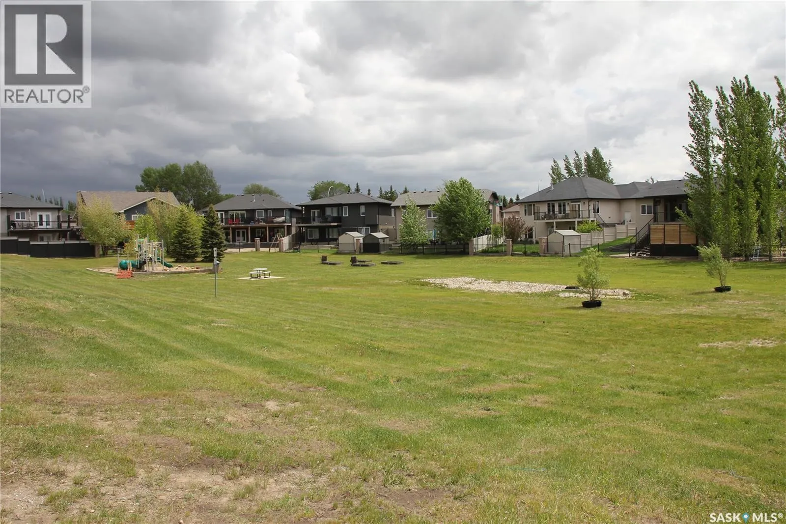 1300 Aaron DRIVE