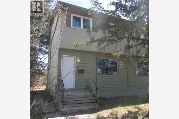 451 McIntosh STREET