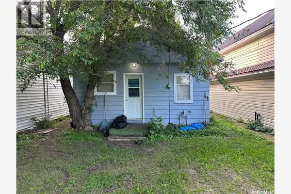 101B 1st AVENUE W